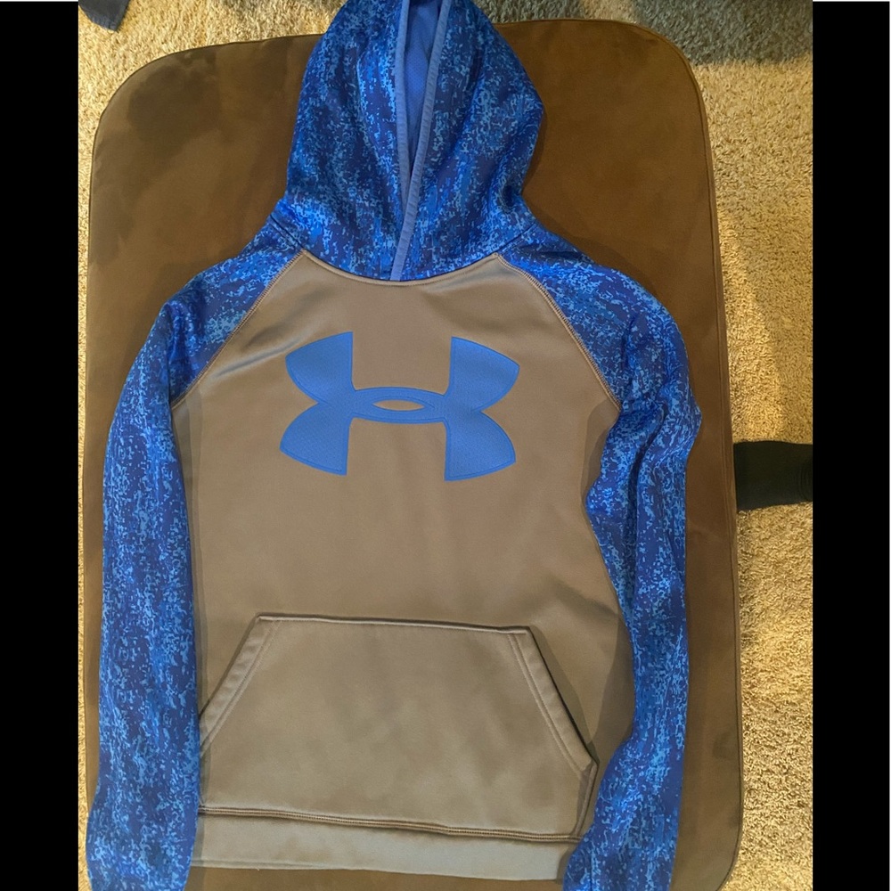 Under Armour hooded sweatshirt